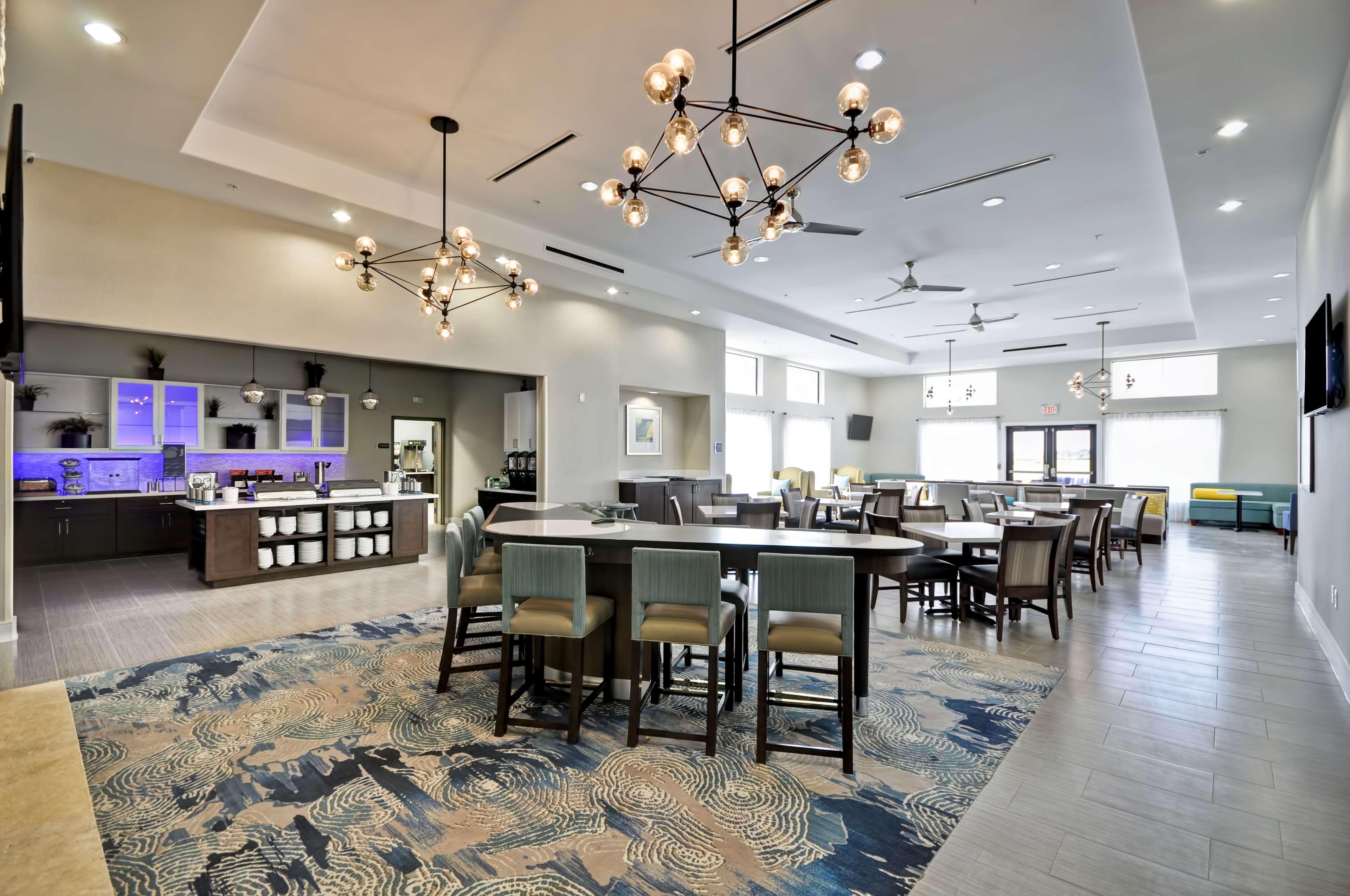 Homewood Suites By Hilton Нью Браунфелс Экстерьер фото