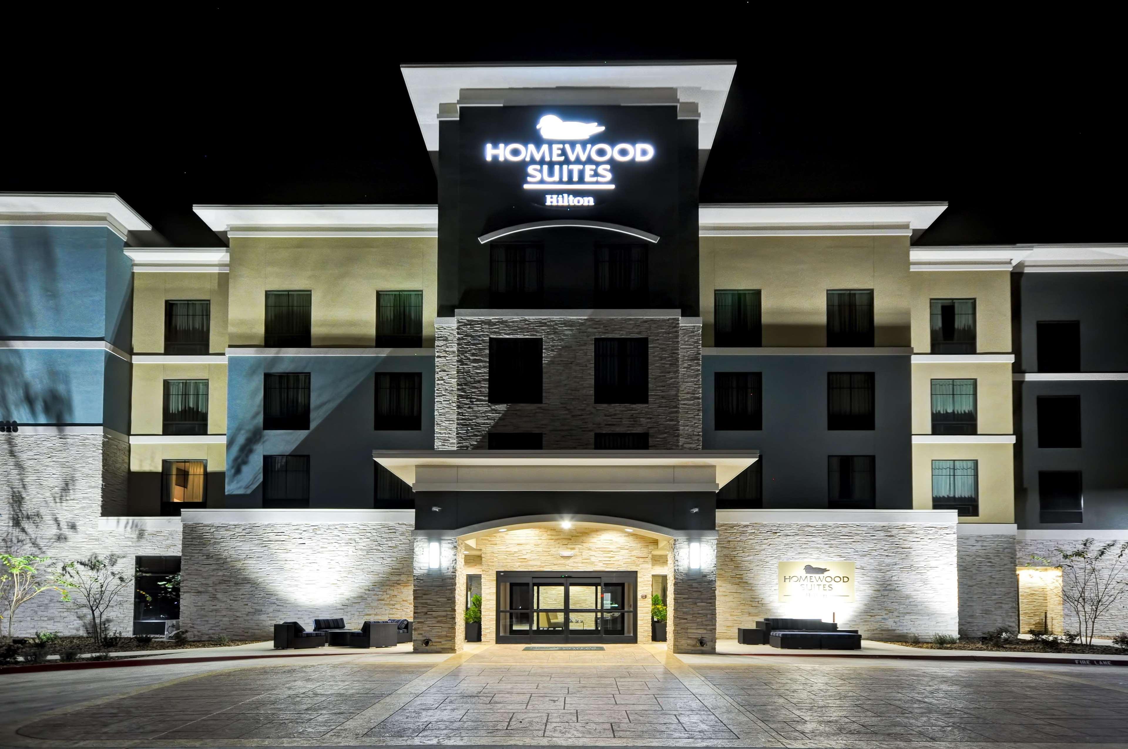 Homewood Suites By Hilton Нью Браунфелс Экстерьер фото