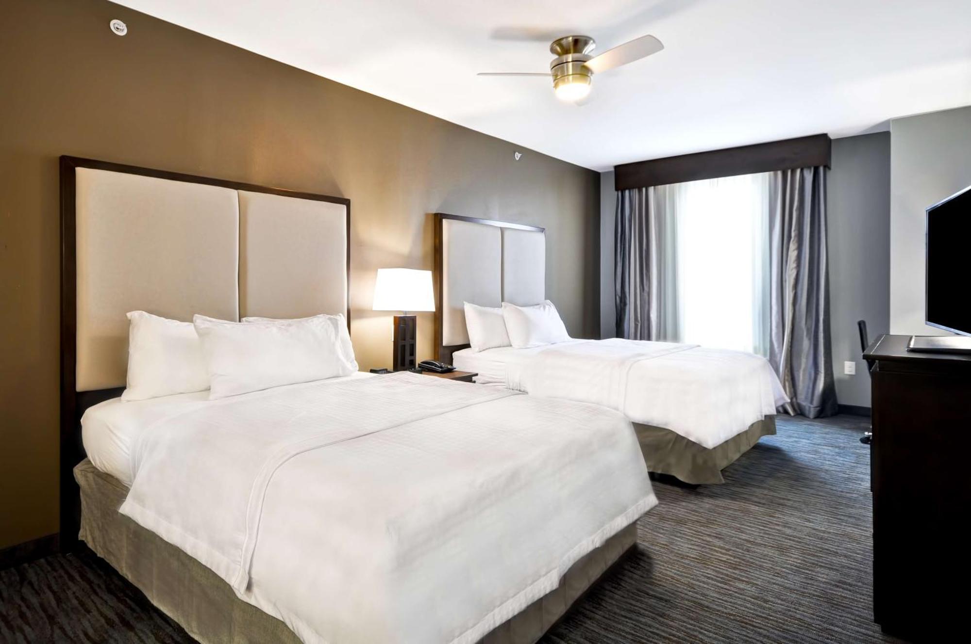 Homewood Suites By Hilton Нью Браунфелс Экстерьер фото